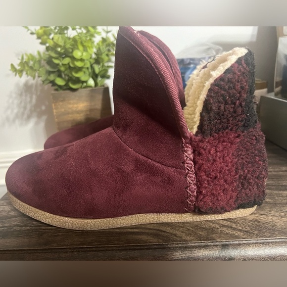 Rockport NWT Women's Veda Slipper Boot - Picture 14 of 16